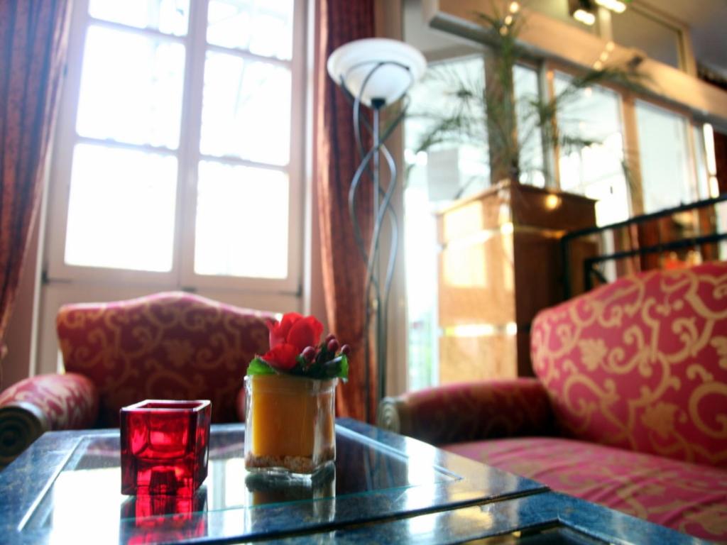 Posezení v ubytování Radisson Blu Hotel Halle-Merseburg