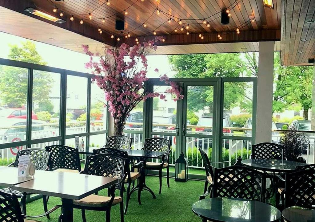 Flannery's Hotel - Resim 25