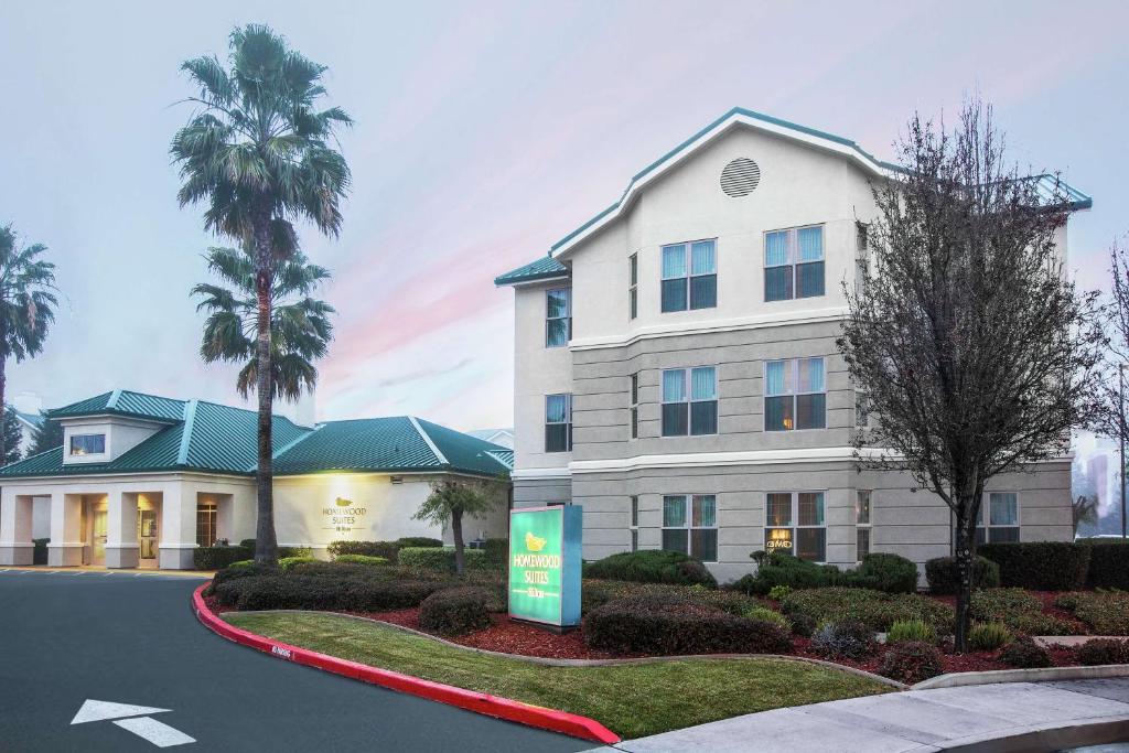 Homewood Suites by Hilton Sacramento Airport-Natomas photo