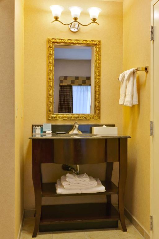 Hampton Inn & Suites Sacramento-Airport-Natomas photo