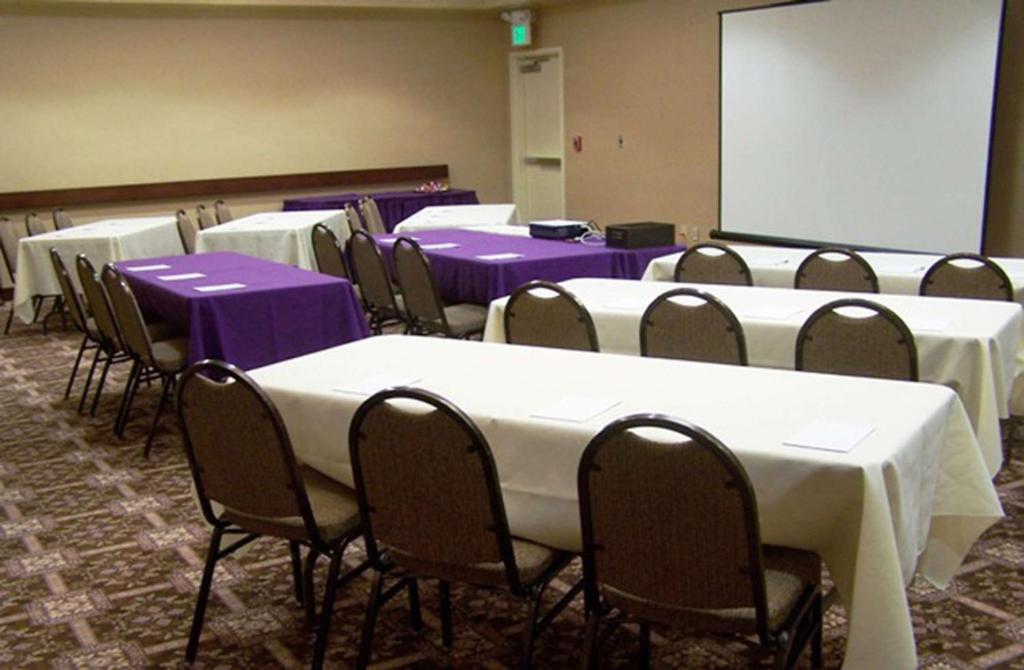 Hampton Inn & Suites Sacramento-Airport-Natomas photo