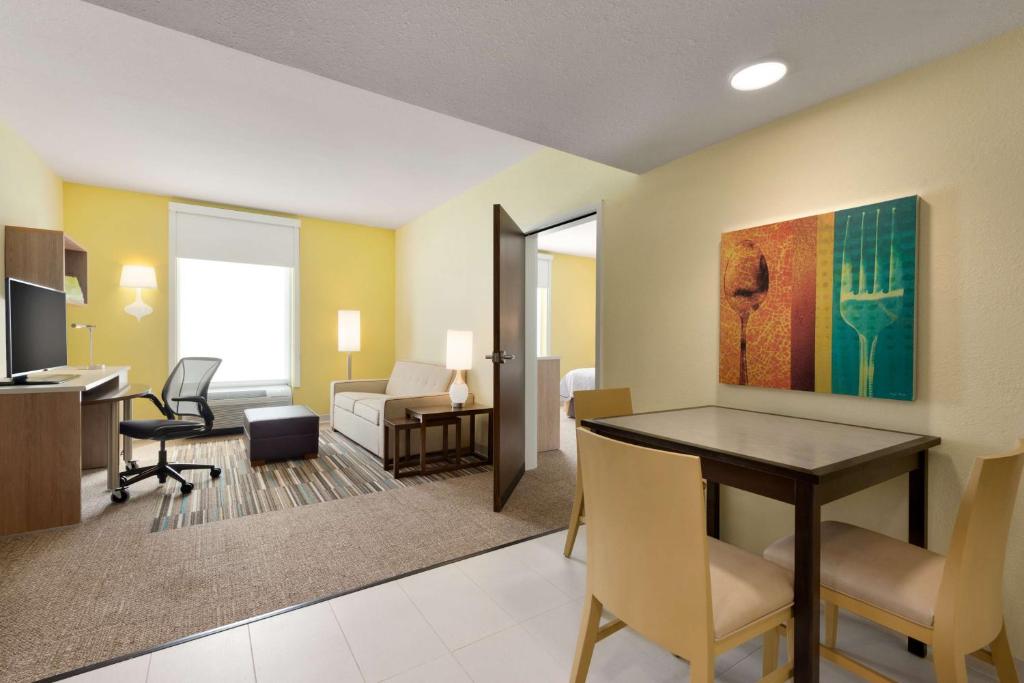 Home2 Suites By Hilton-Cleveland Beachwood photo