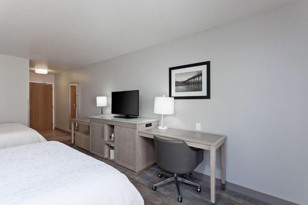 Hampton Inn & Suites Hermosa Beach