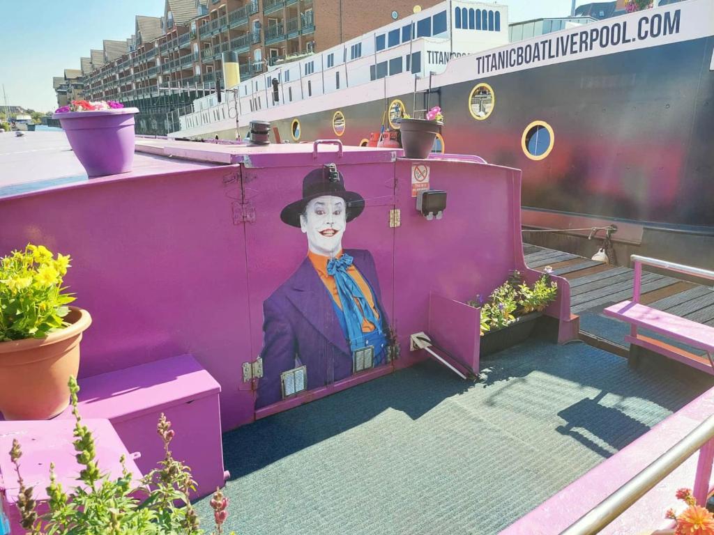 Fotografie z fotogalerie ubytování The Joker Boat v destinaci Liverpool