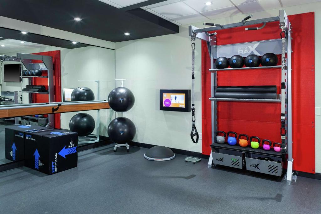 Fitness centrum a/nebo fitness zařízení v ubytování Tru by Hilton Round Rock