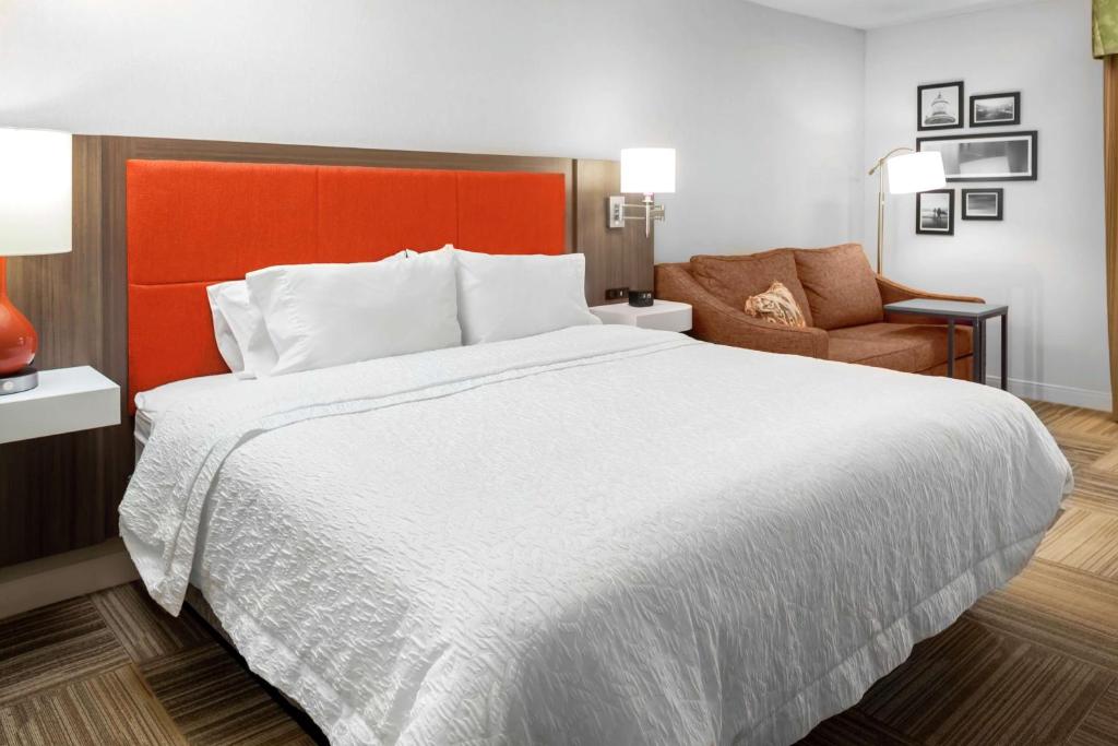 Postel nebo postele na pokoji v ubytování Hampton Inn Miami/Dadeland