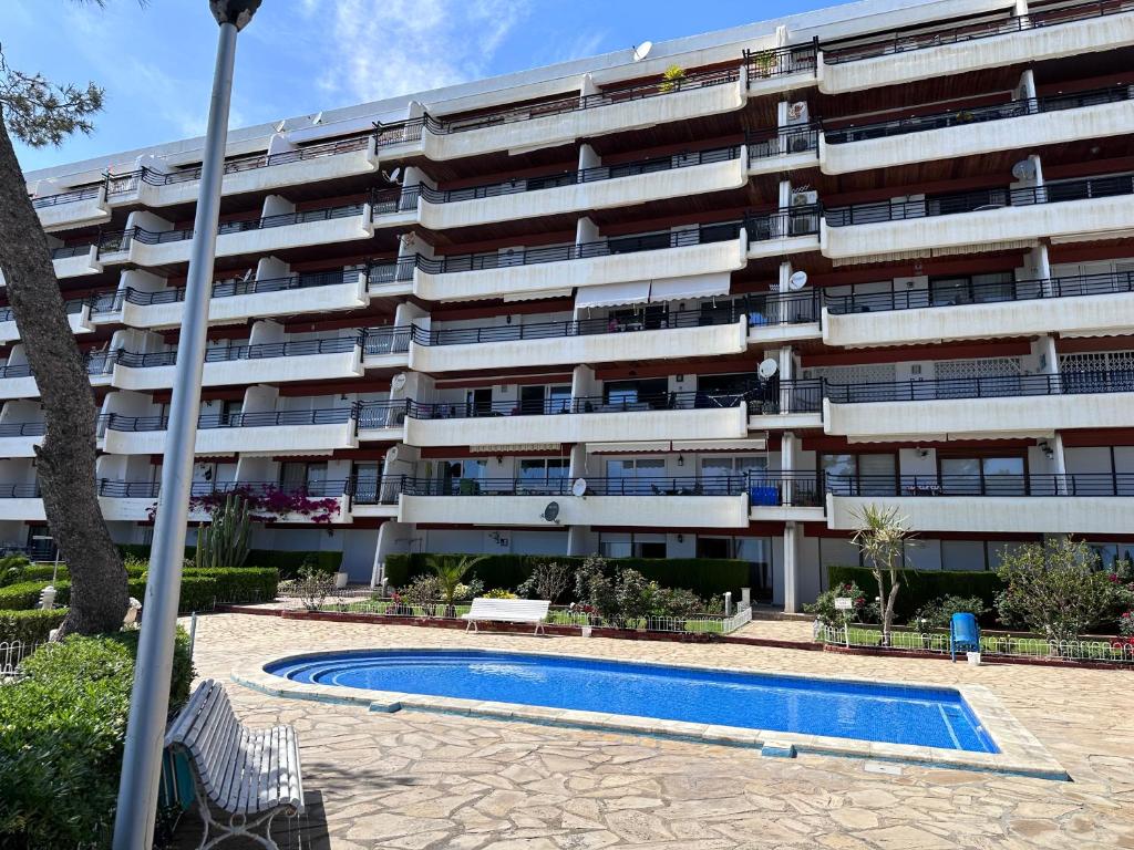Bazén v ubytovaní Miami-Playa alebo v jeho blízkosti