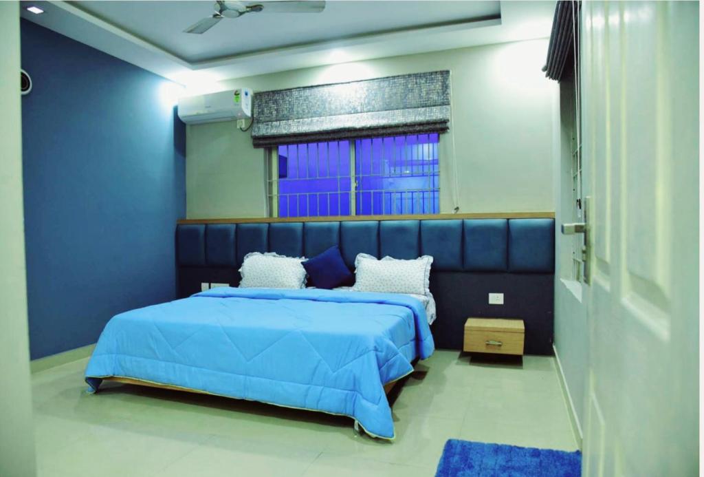 Ένα ή περισσότερα κρεβάτια σε δωμάτιο στο Seaview with Infinity Pool