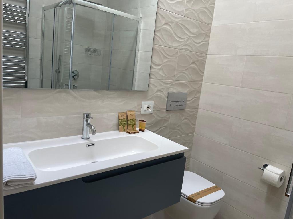 A bathroom at Nina e il mare