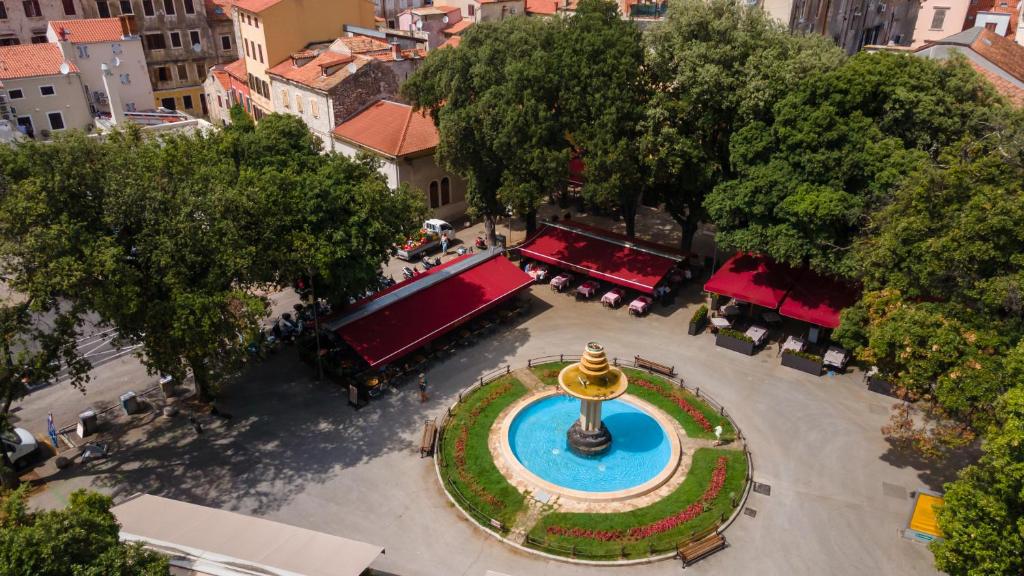 AAA Apartments & Rooms with free private parking - reservation needed - 1