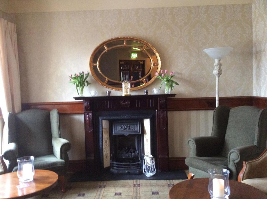 Posezení v ubytování Achill Sound Hotel - Ostan Ghob A'Choire