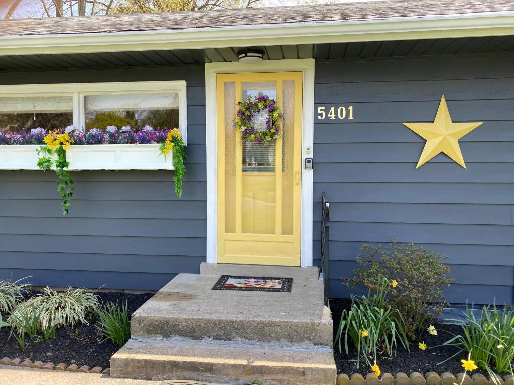 Ranch House on Rodgers, Harrisburg (updated prices 2024)