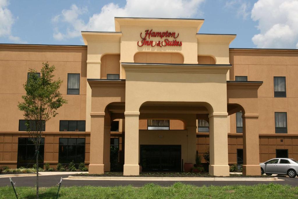 a rendering of the front of a hampton inn and suites at Hampton Inn & Suites West Point in West Point