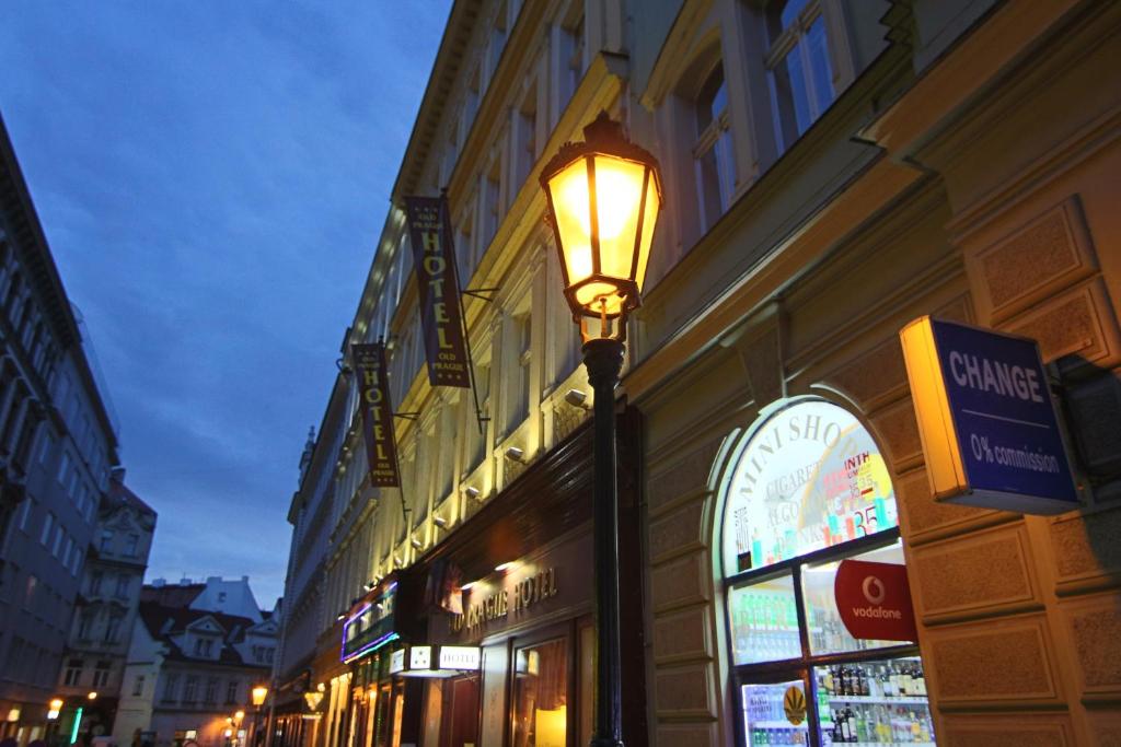 Old Prague Hotel - Resim 29