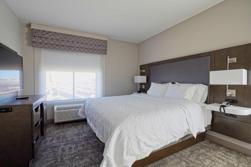 Postel nebo postele na pokoji v ubytování Hampton Inn & Suites Lubbock University, Tx
