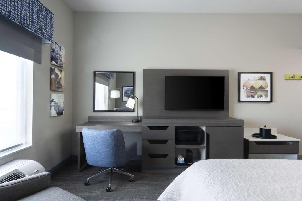 Hampton Inn & Suites St Charles Old Town Area, Mo photo