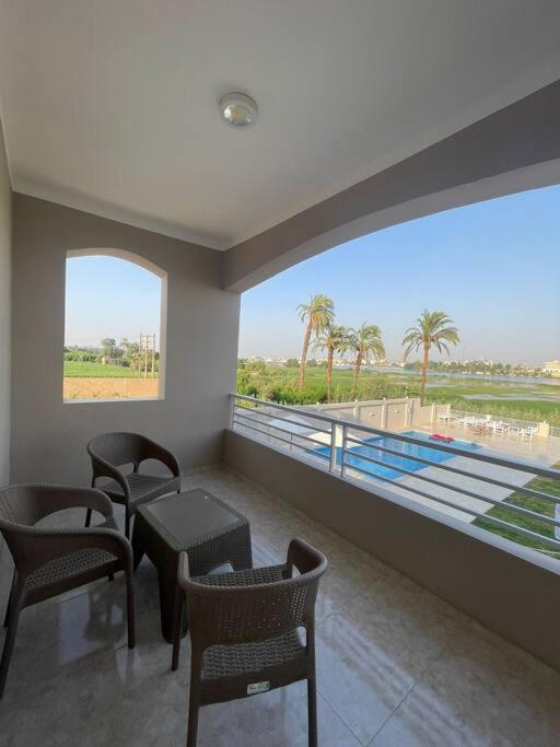 Πισίνα στο ή κοντά στο Royal Nile Villa - Nile View Apartment 1
