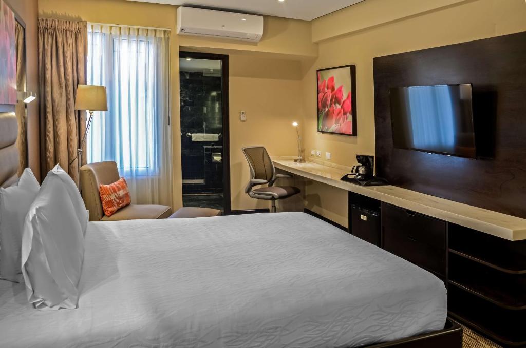 Hilton Garden Inn Guatemala City - Habitación De La Reina