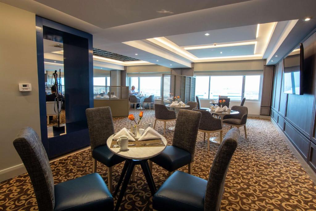 Posezení v ubytování Hilton Colon Guayaquil Hotel