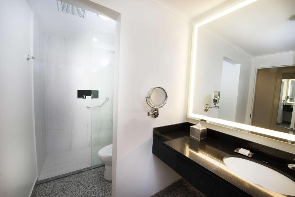 Koupelna v ubytování Hilton Colon Guayaquil Hotel