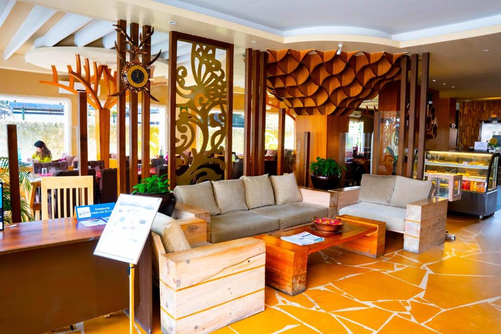 Zona d'estar a Teeka Resort Suites & Spa
