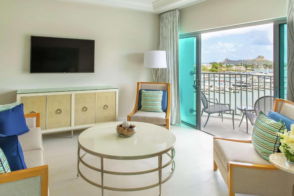 Harbor Club St Lucia, Curio Collection by Hilton - 一居室套房