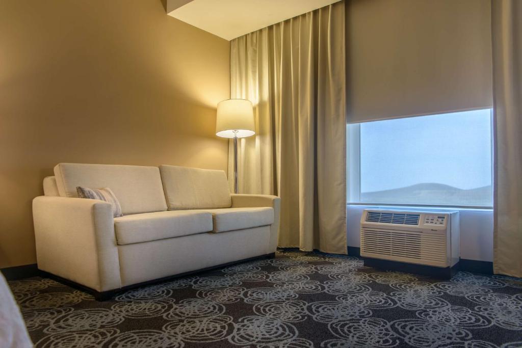 Hampton Inn Zacatecas - Quarto King Com Sofá-Cama - Não Fumador