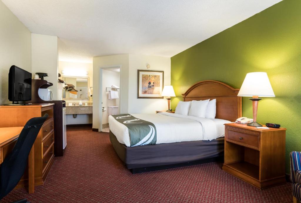 Quality Inn Battleboro - Rocky Mount photo