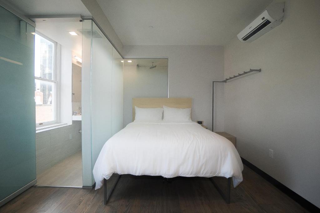 SOVA Micro-Room & Social Hotel - Chambre Lit Queen-Size De Luxe