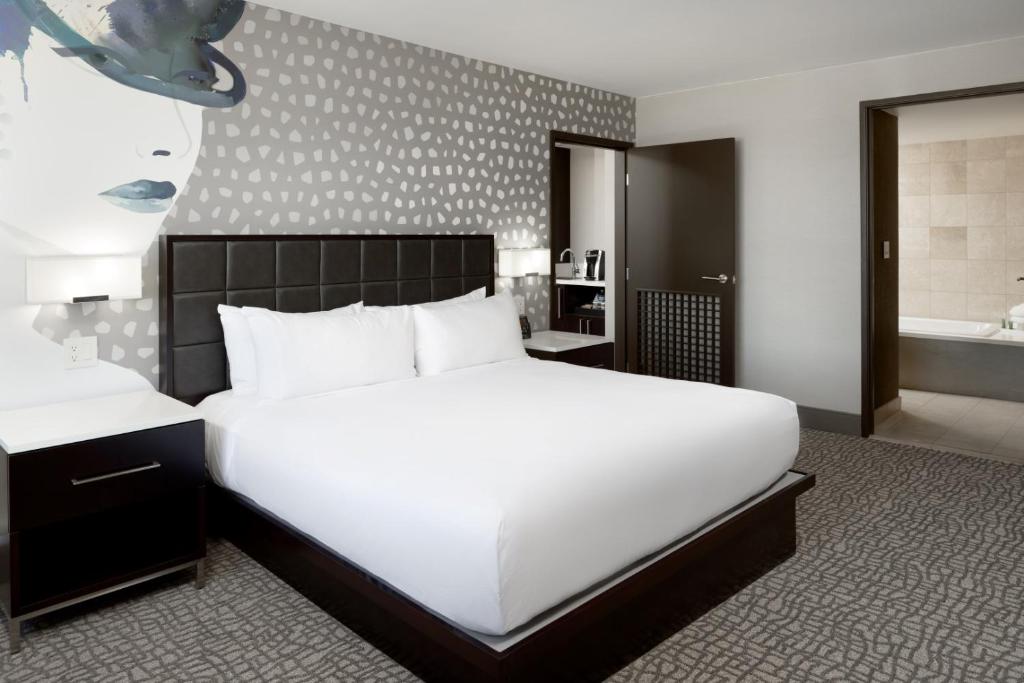 Hilton Woodland Hills/ Los Angeles - 