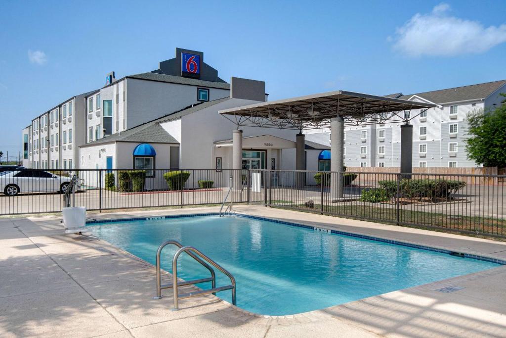 Motel 6San Antonio, TX South, San Antonio (updated prices 2024)
