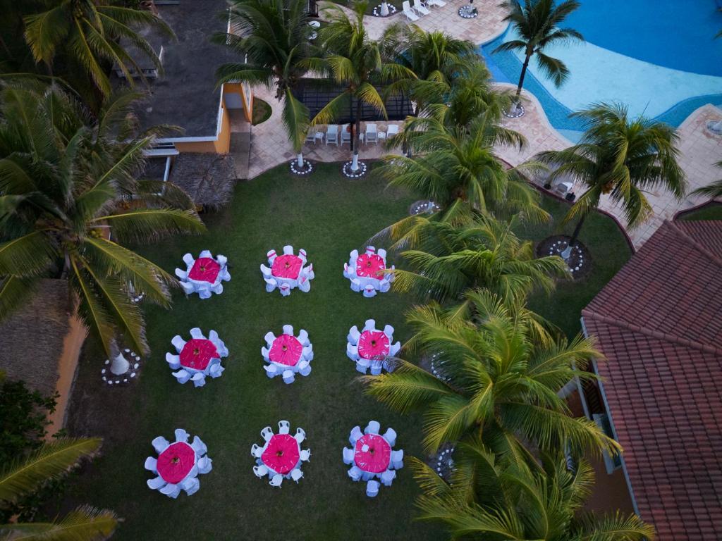 Bazén v ubytování Hotel Cayman Suites nebo v jeho okolí