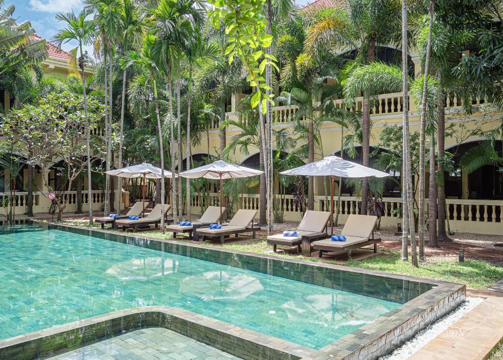 Bazén v ubytování Pavillon d'Orient Boutique Hotel nebo v jeho okolí