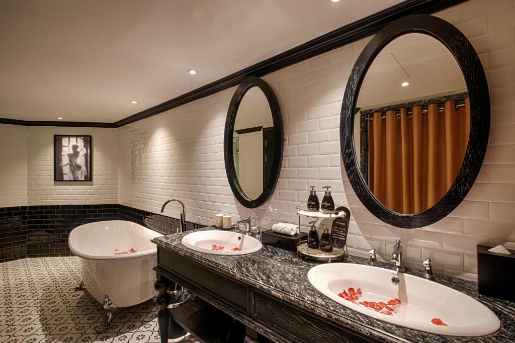 Bố cục Monarque Hotel Danang