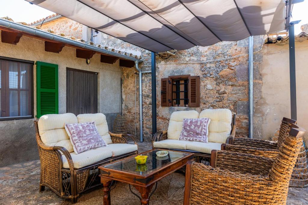 Posezení v ubytování Finca Can Hostalet