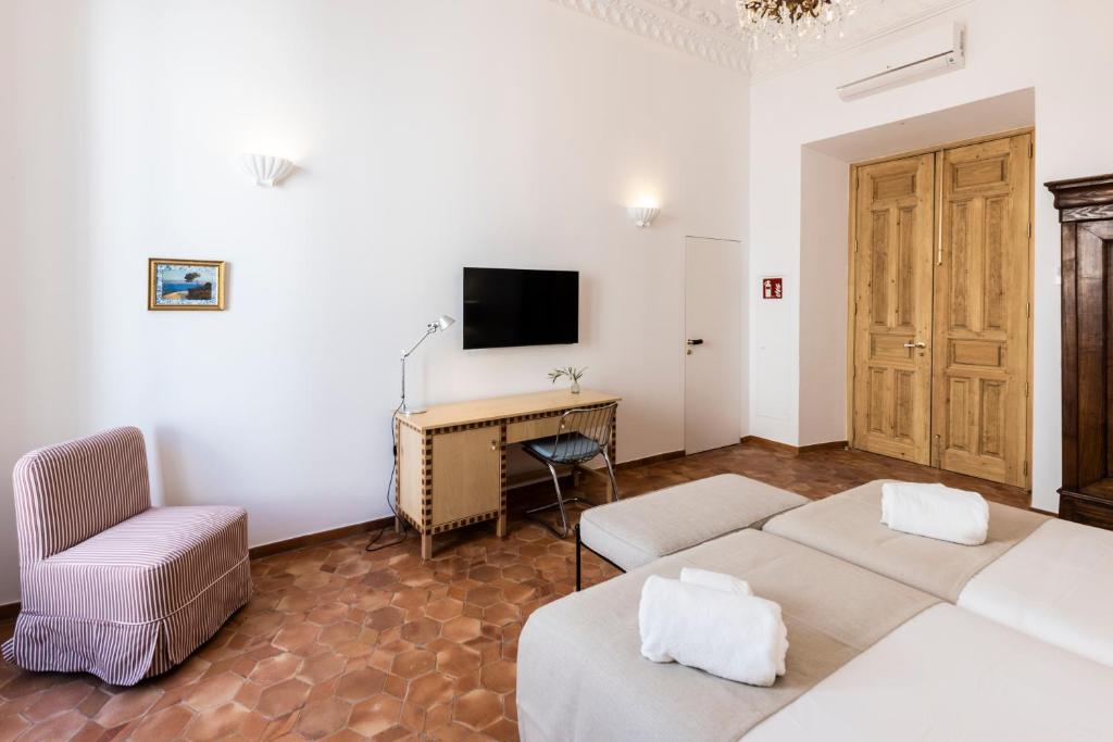 Casa Pizarro Hotel - 12