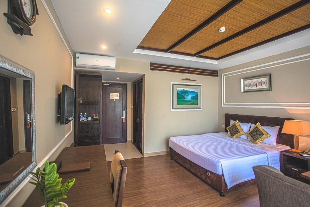 Phòng Superior Giường Đôi Nhìn Ra Vườn