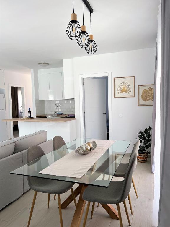 A kitchen or kitchenette at Villa Magnolia