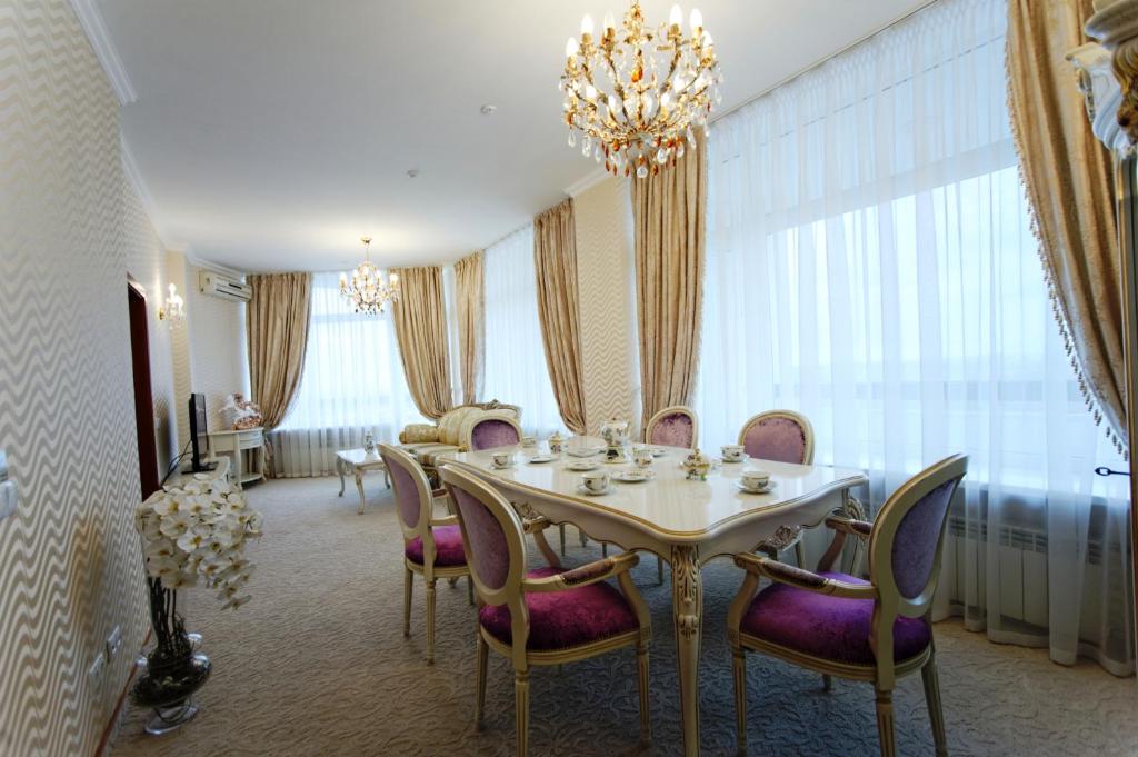 Posezení v ubytování Hotel Kyiv