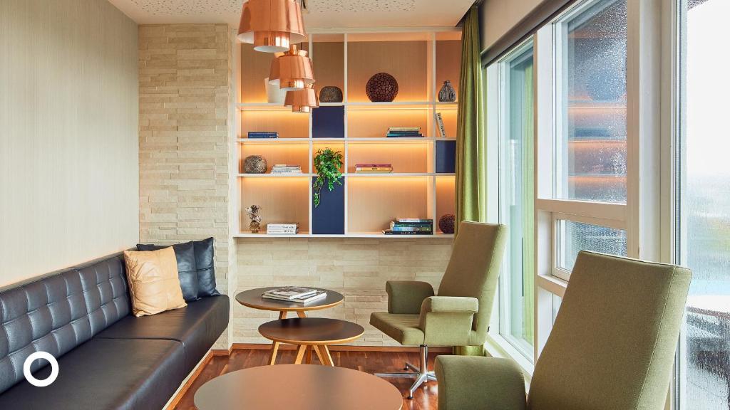 Center Hotels Arnarhvoll - Resim 11