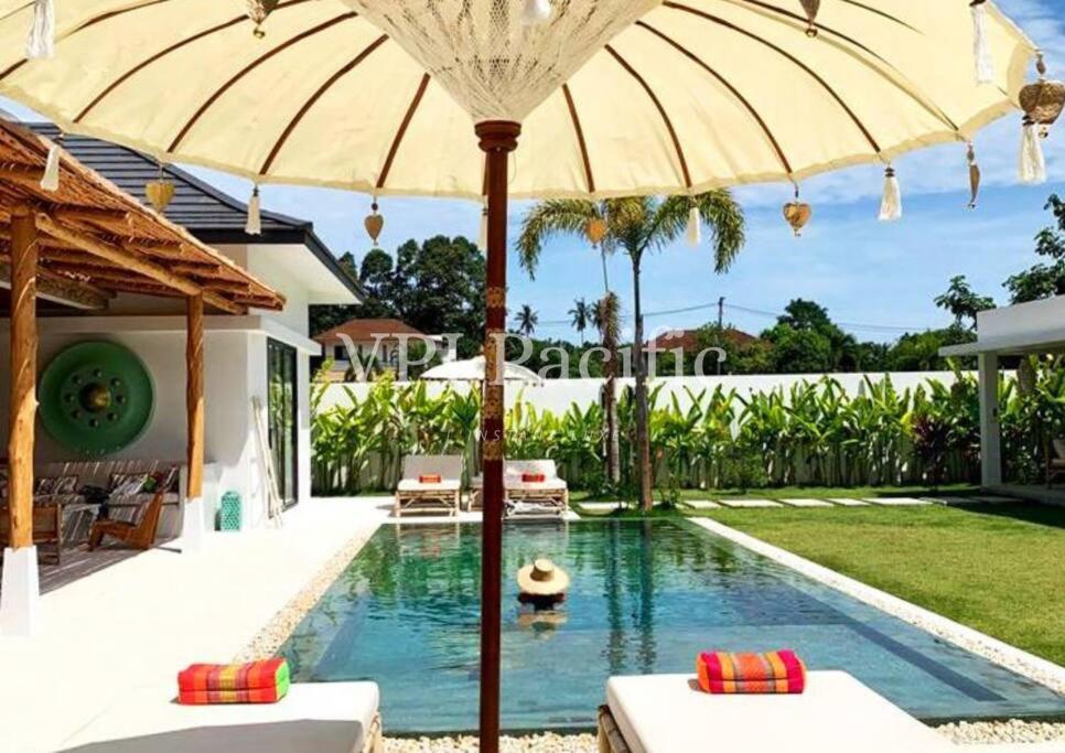 Бассейн в Balinese Pool-Villa Kolada, 4 Beds, Maenam, Koh Samui или поблизости