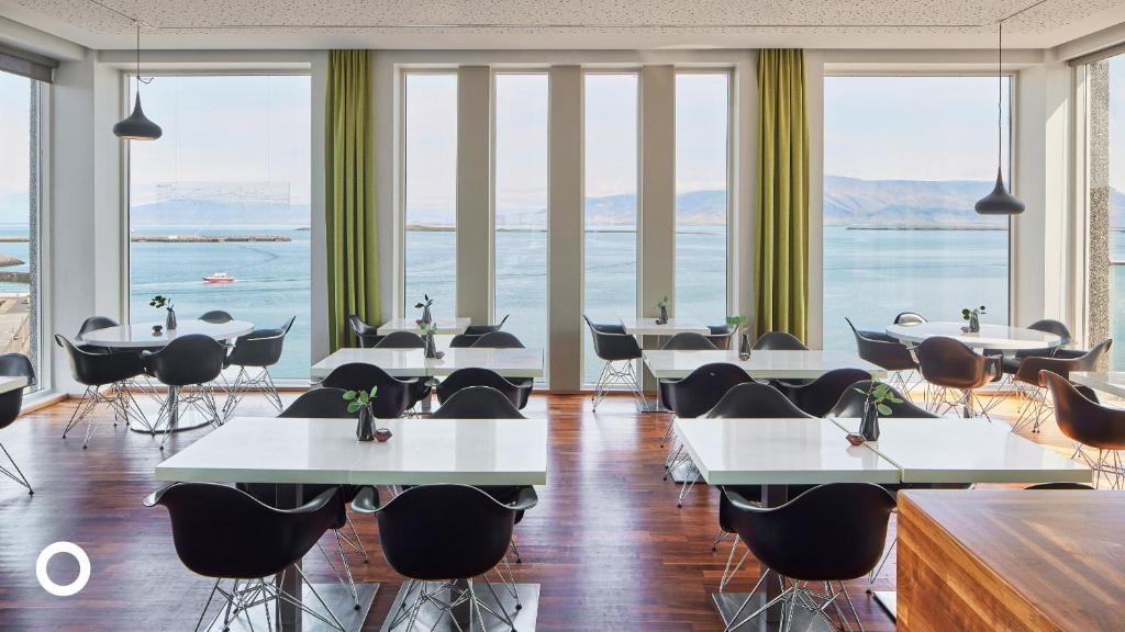 Center Hotels Arnarhvoll - Resim 12