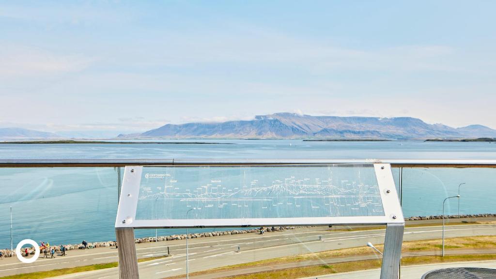 Center Hotels Arnarhvoll - Resim 15