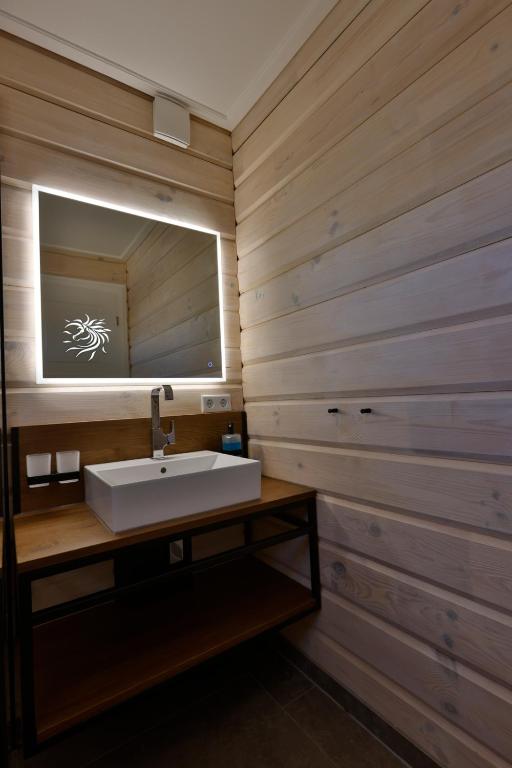 Koupelna v ubytování Frei wie der Wind-Chalets