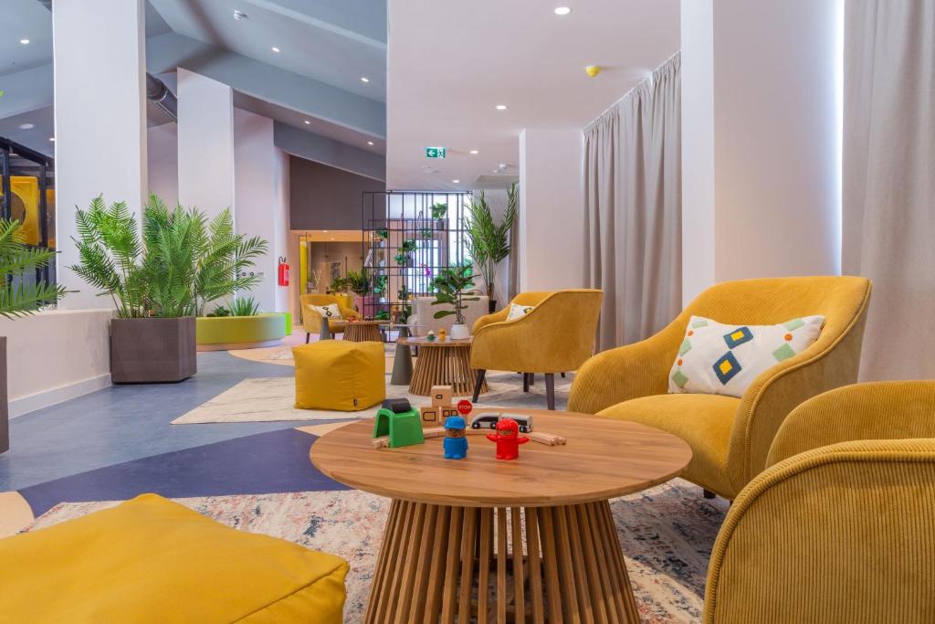 Гостиная зона в Valamar Tirena Hotel