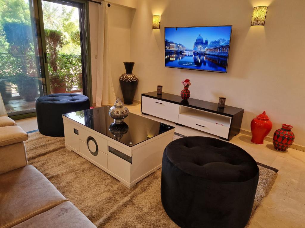 Deluxe apartment in the center of city with free wifi - Housity