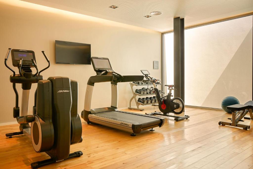 Fitness centrum a/nebo fitness zařízení v ubytování Octant Evora