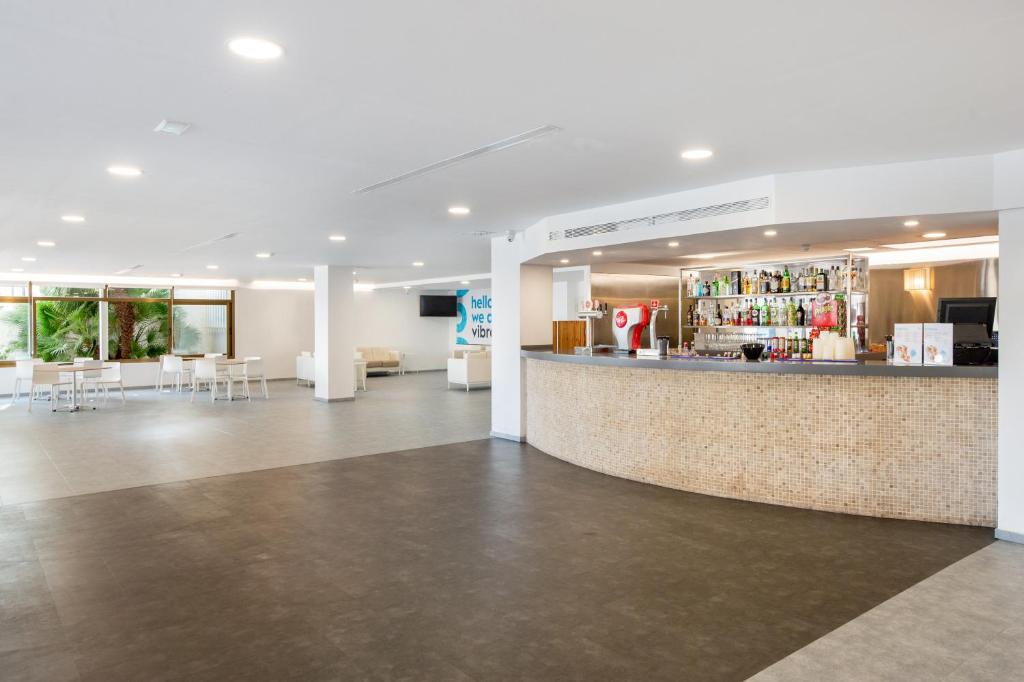 Hotel Vibra Riviera, Bahia de Sant Antoni – Bijgewerkte ...