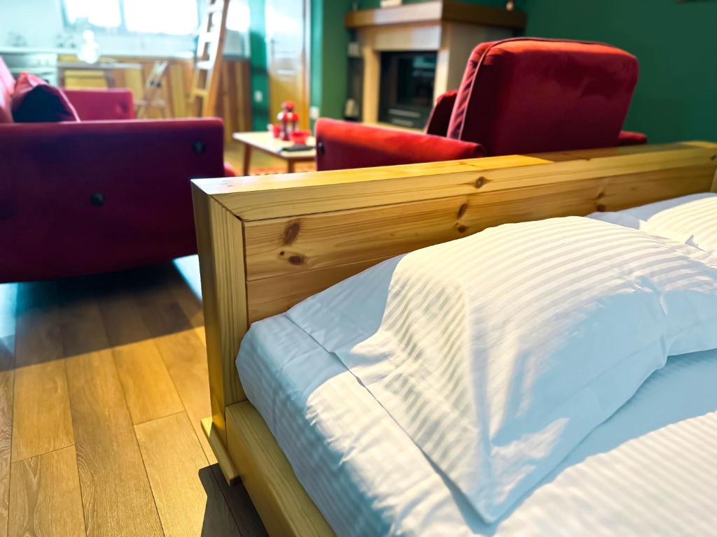 Cozy Elegance Above Korca - Imazhi 6