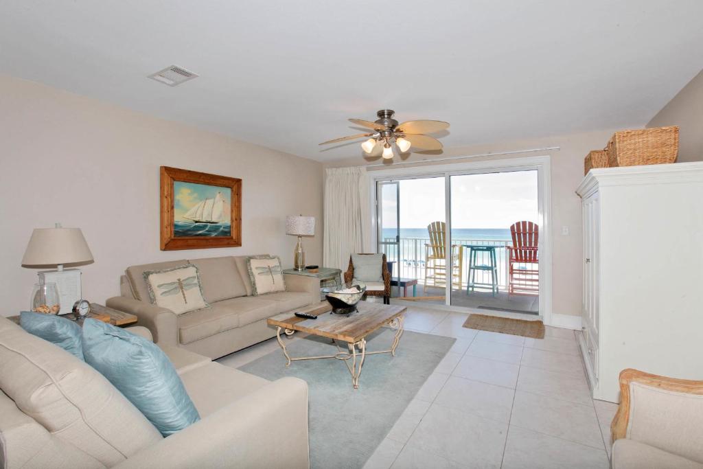 Crystal Dunes by Panhandle Getaways